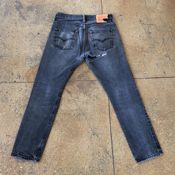 Vintage Levi’s 501 jeans - Picture 7 of 13